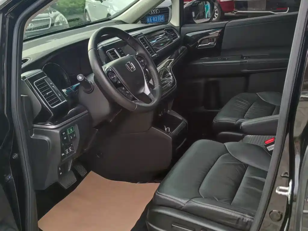 Honda Elysion — миниатюра 10