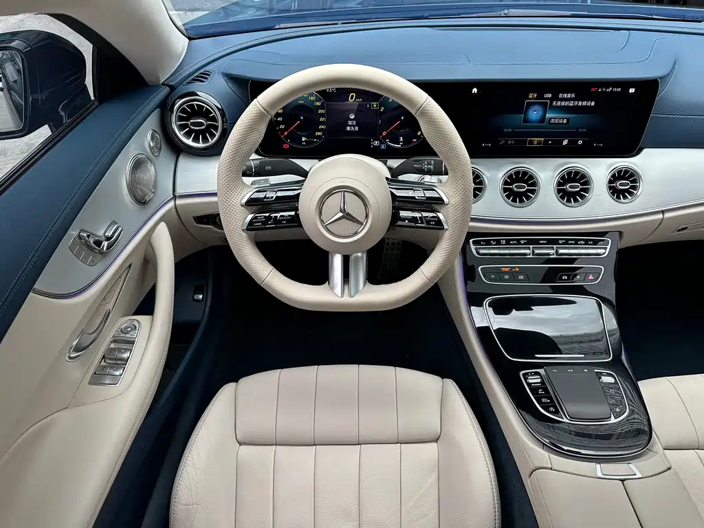 MERCEDES-BENZ E CLASS