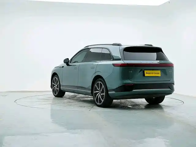 XPeng G9 — миниатюра 3