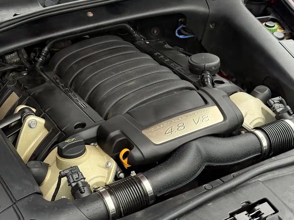 Porsche Cayenne — миниатюра 3