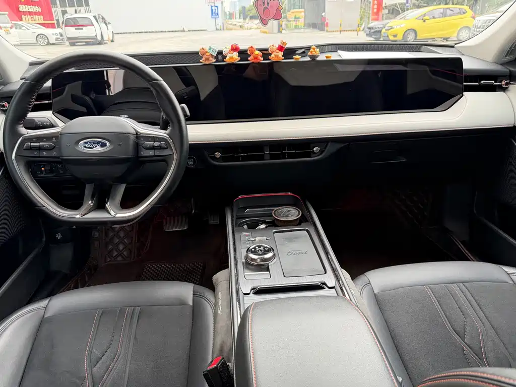 Ford Mondeo — миниатюра 11