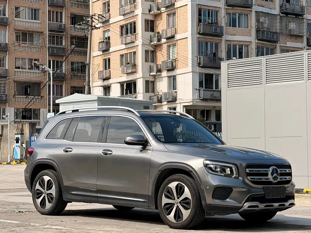 Mercedes-Benz GLB — миниатюра 3