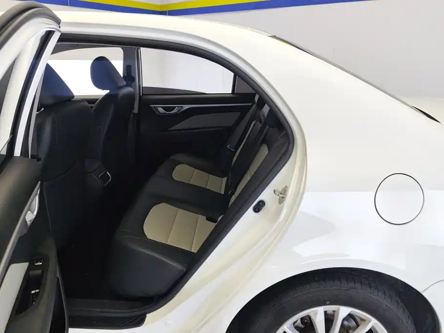 Geely Vision — миниатюра 11