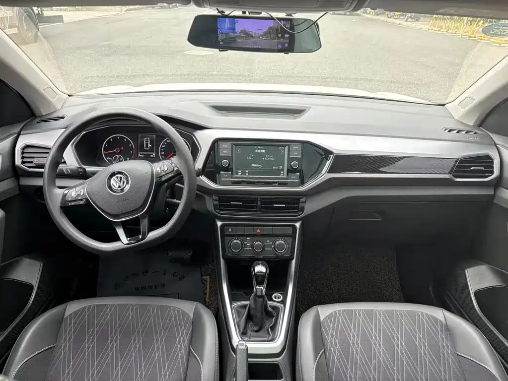 Volkswagen T-Cross — миниатюра 11