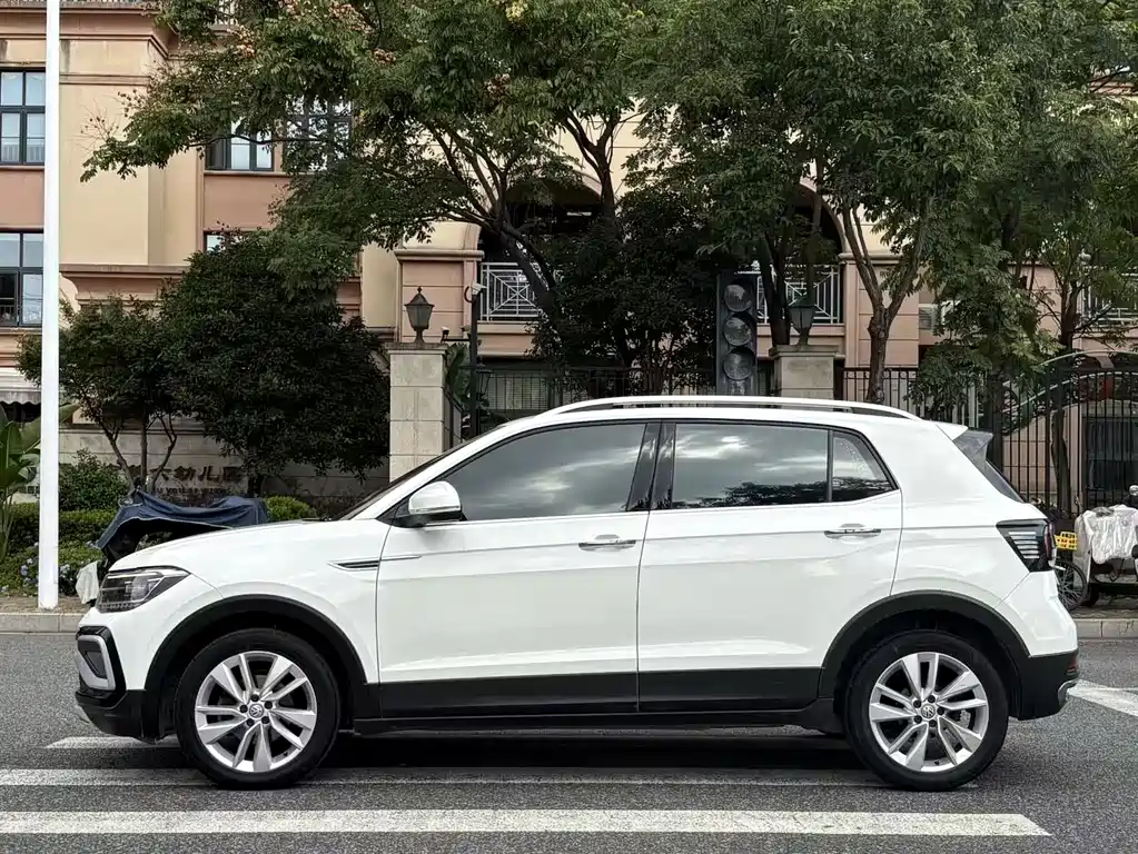 Volkswagen T-Cross — миниатюра 7