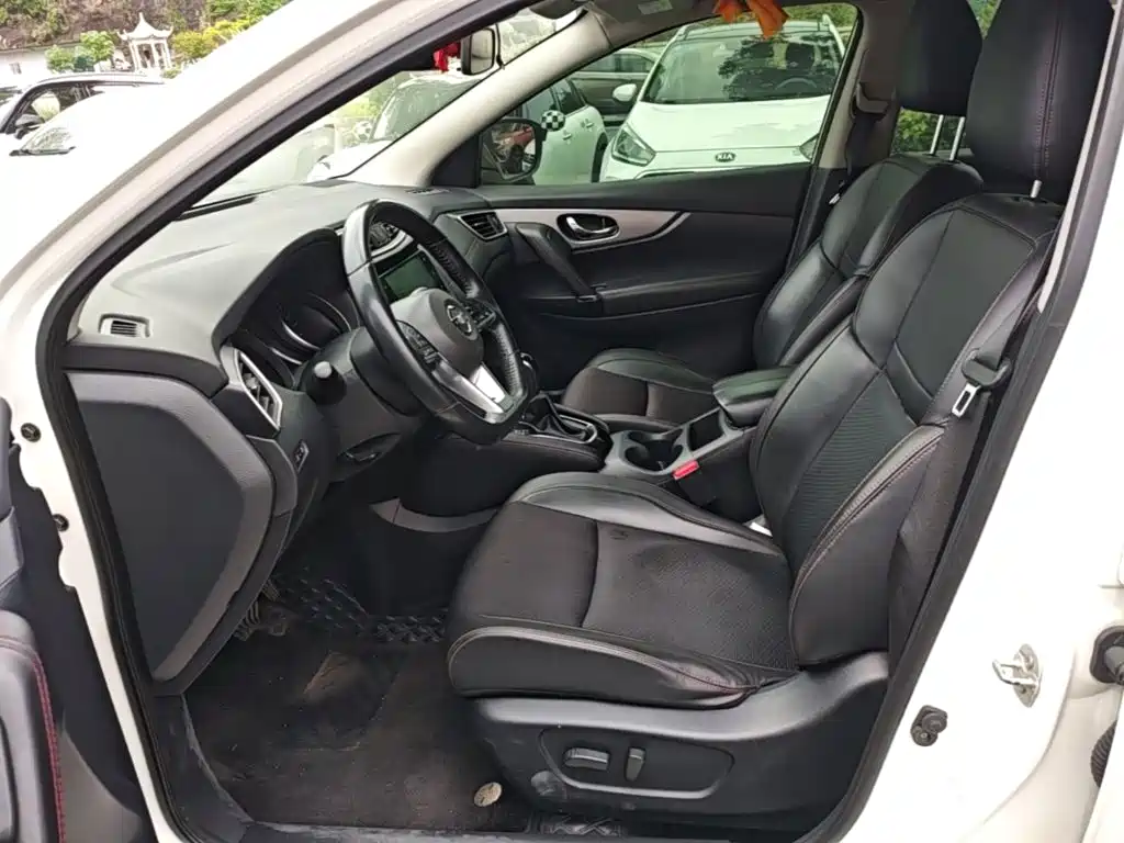 Nissan Qashqai — миниатюра 11
