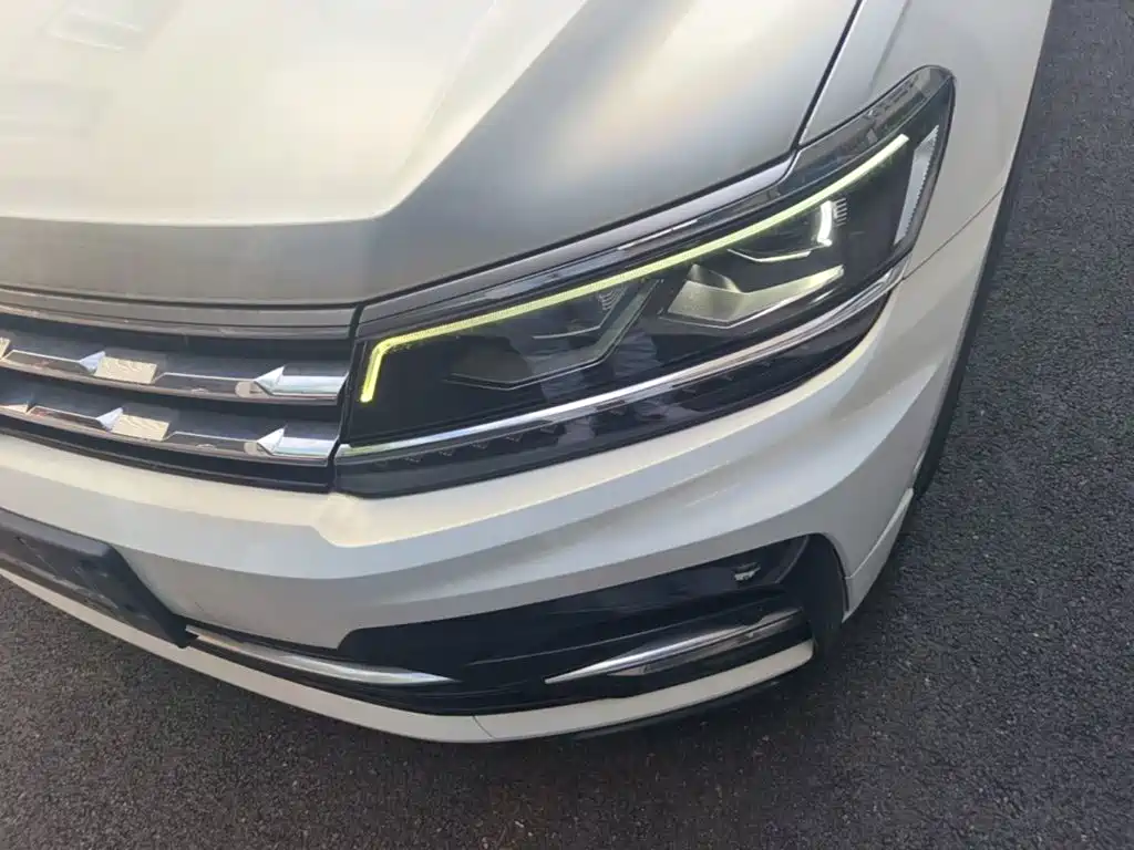 Volkswagen Tiguan L — миниатюра 24