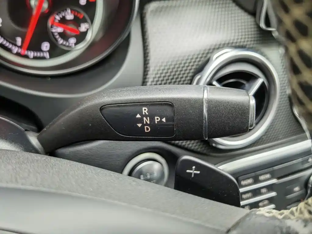 Mercedes-Benz GLA — миниатюра 13