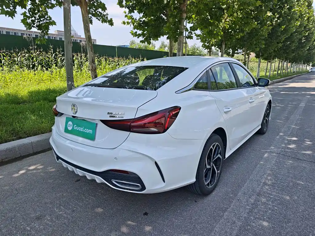 MG MG5 — миниатюра 7