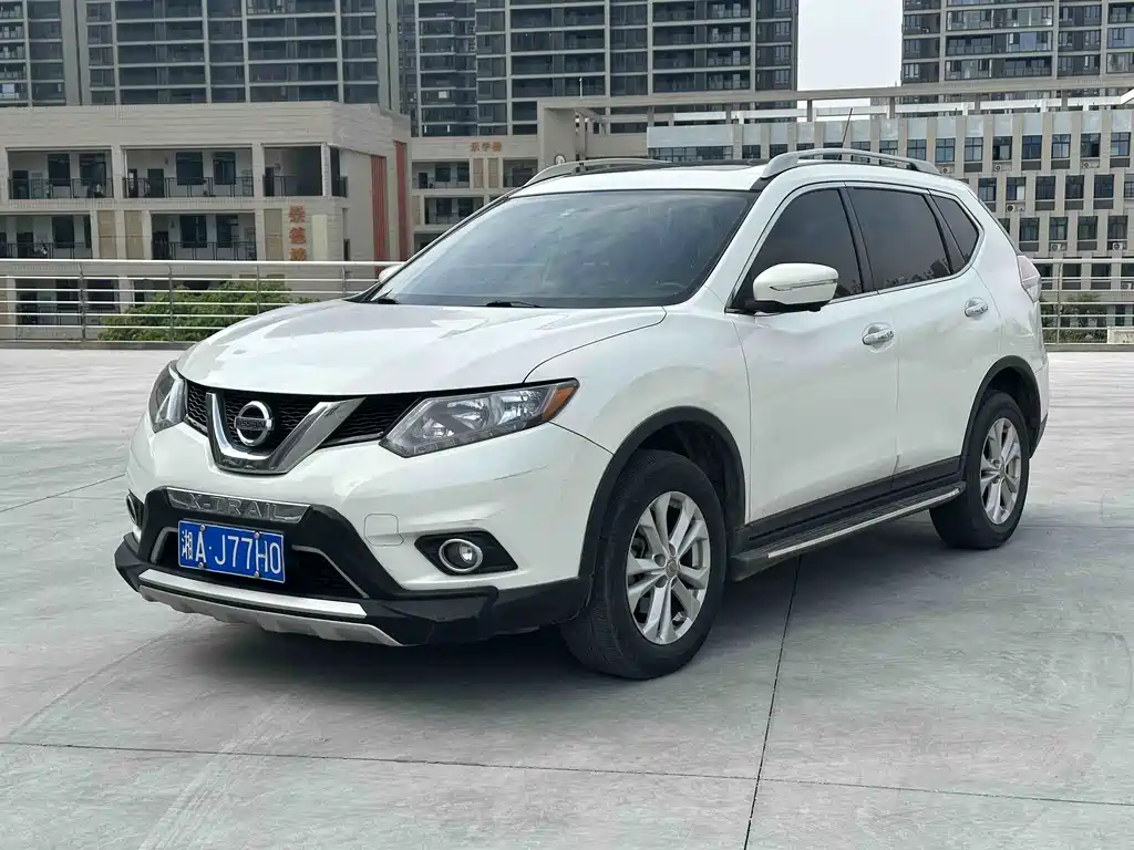 Купить Nissan X-Trail