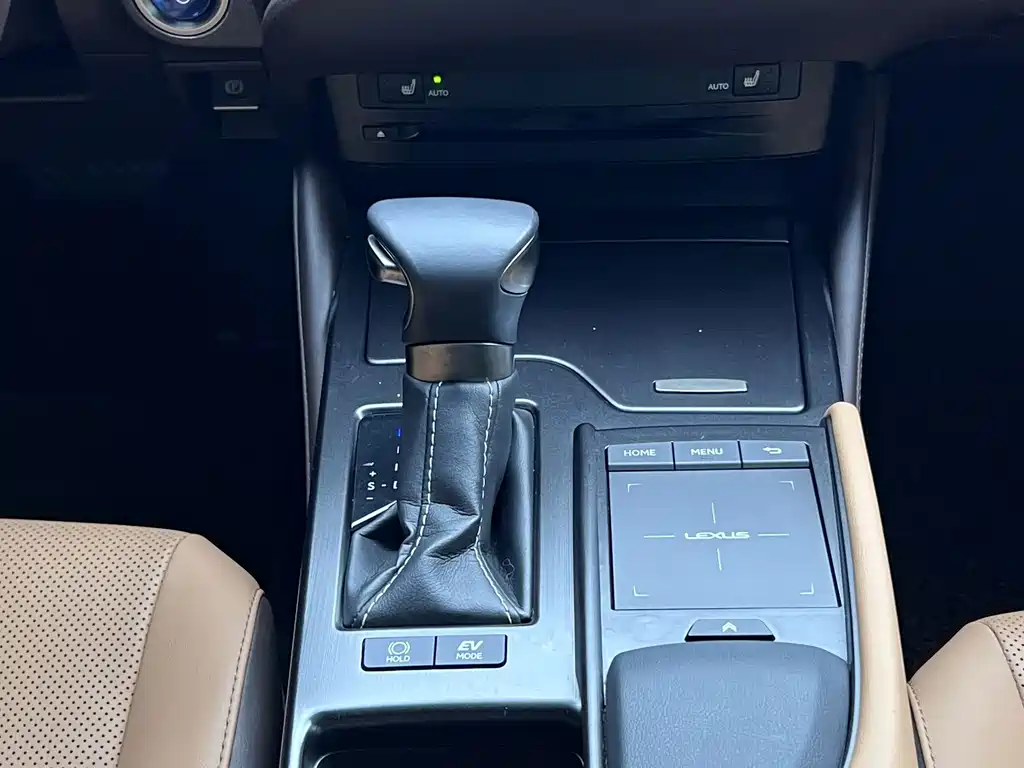 Lexus ES — миниатюра 7