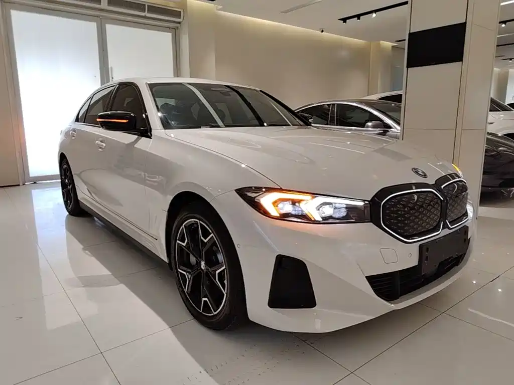BMW i3 — миниатюра 4