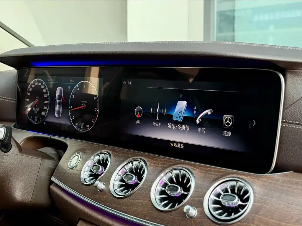 MERCEDES-BENZ E CLASS