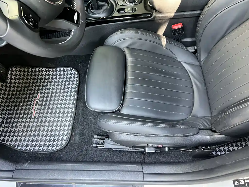 MINI Mini JCW Clubman — миниатюра 7
