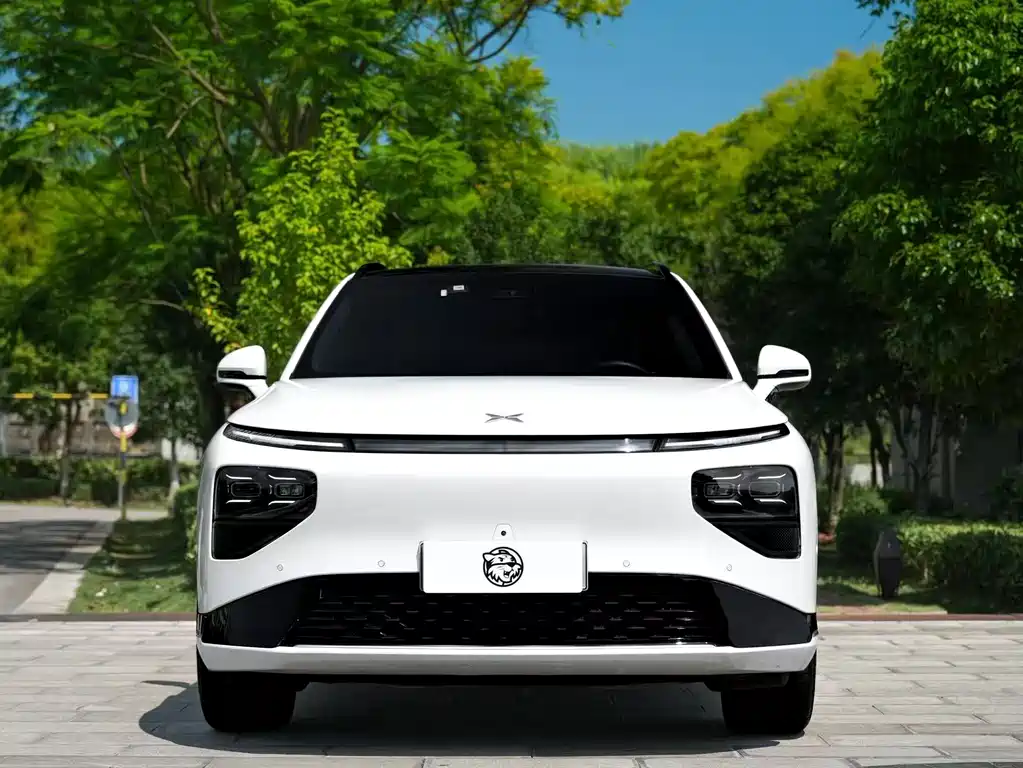 XPeng G9 — миниатюра 3