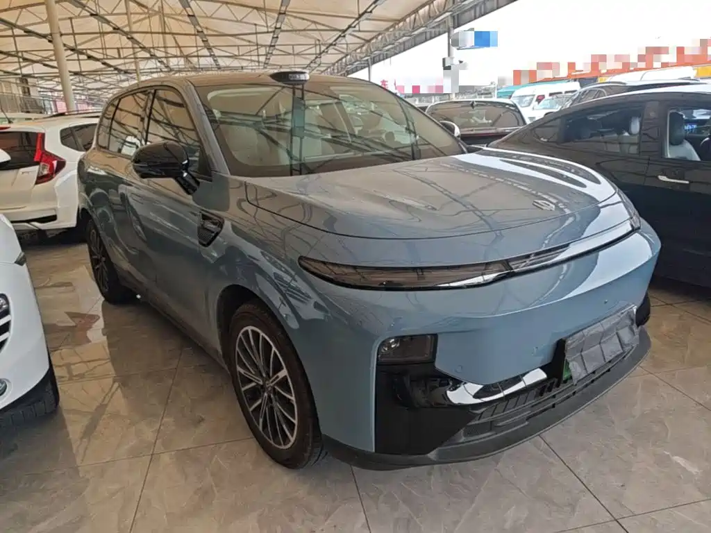 Leapmotor Leapmotor B10 — миниатюра 4