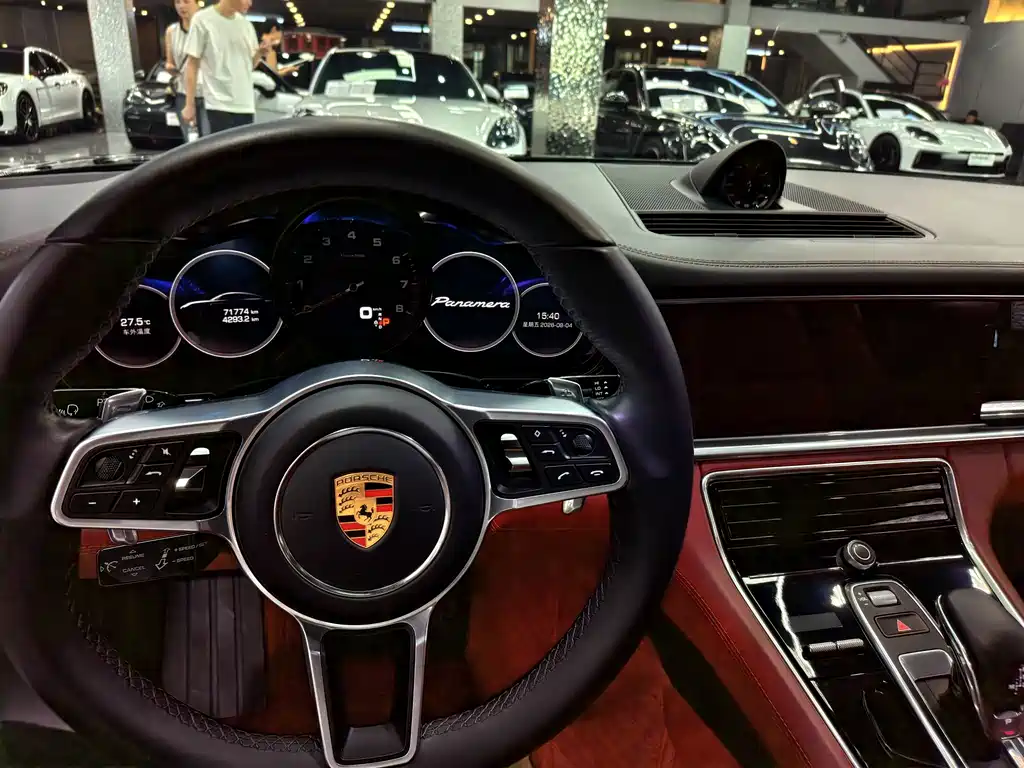 Porsche Panamera — миниатюра 5