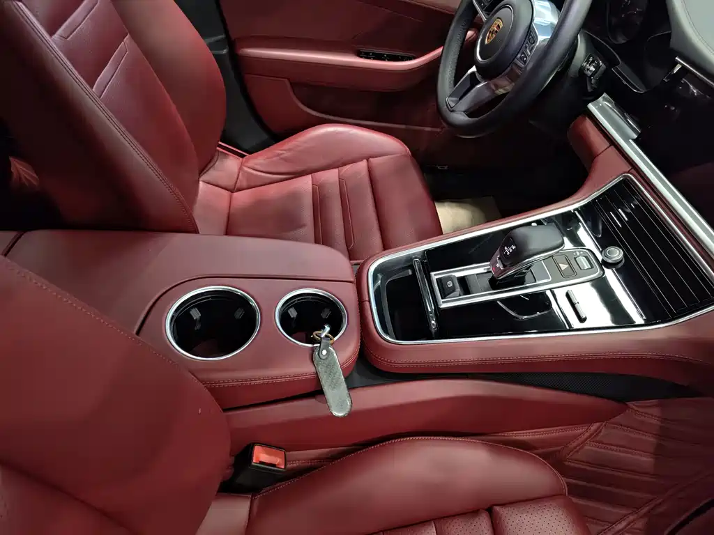 Porsche Panamera — миниатюра 9