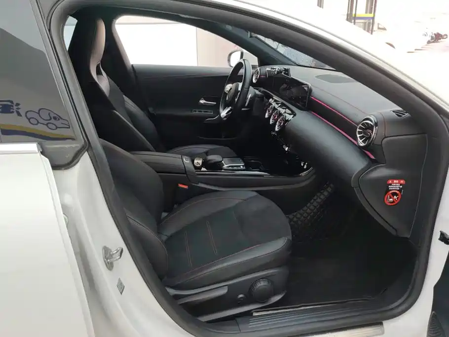 Mercedes-Benz CLA (Import) — миниатюра 8