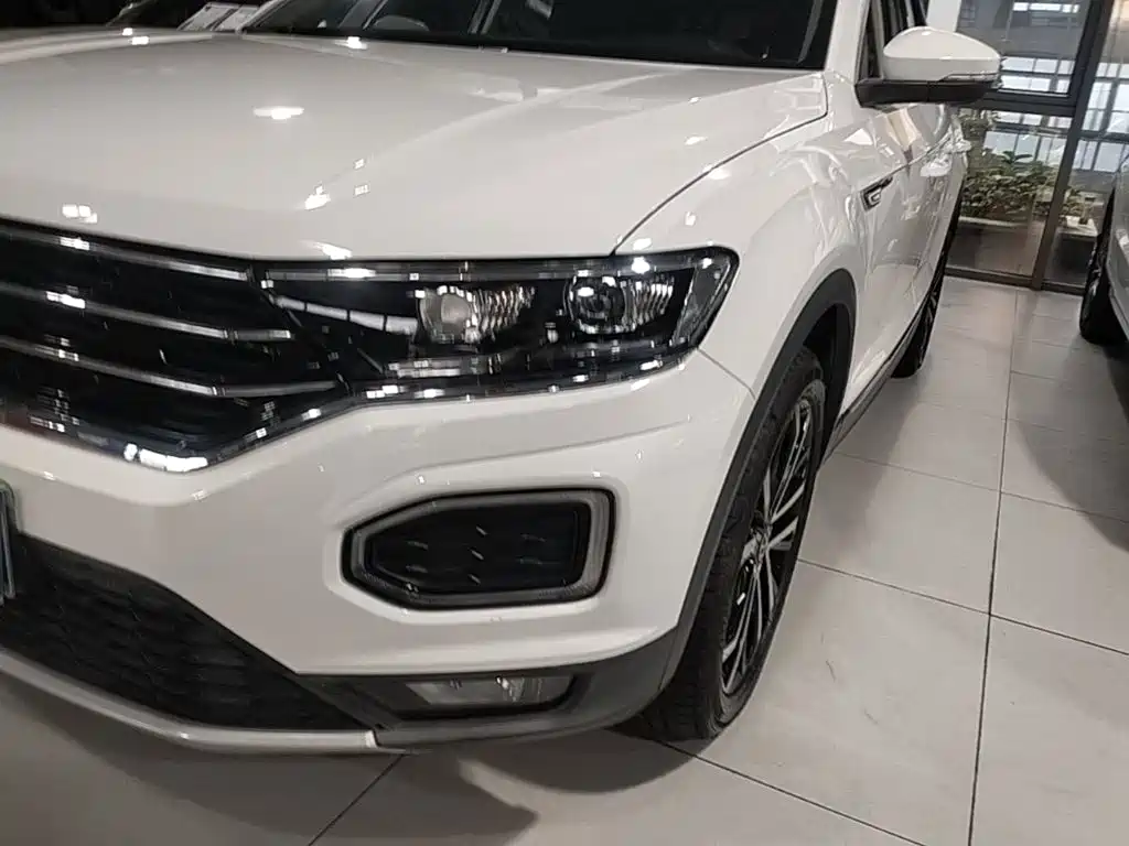 Volkswagen T-Roc — миниатюра 24