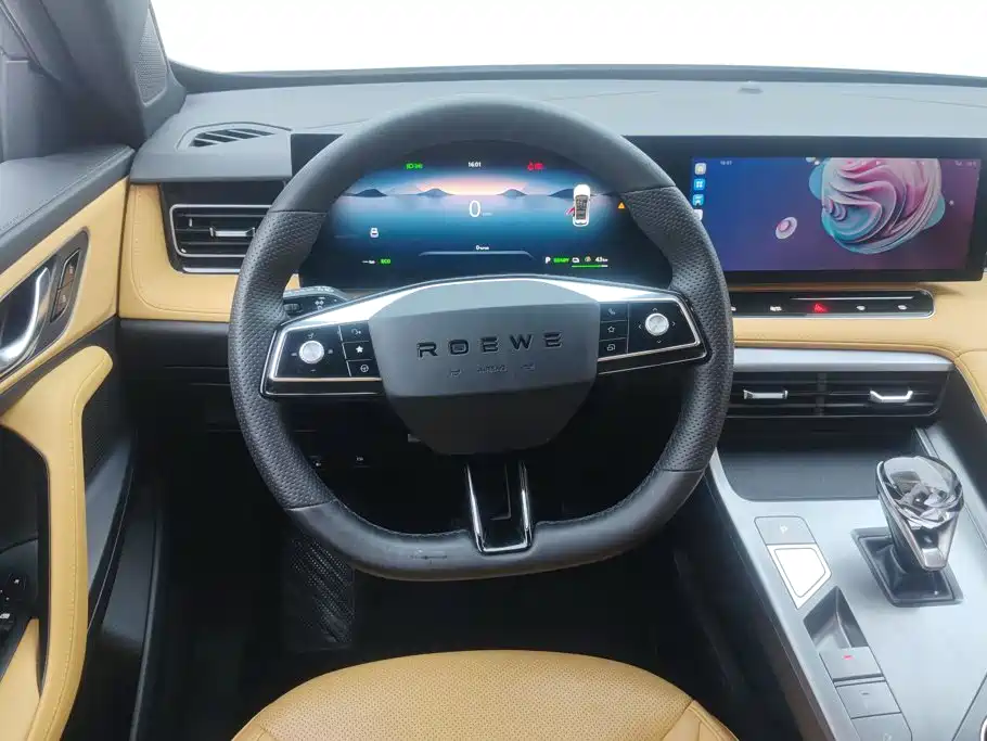 Roewe RX5 New Energy — миниатюра 15