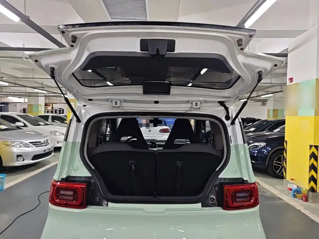 Wuling MINIEV — миниатюра 19
