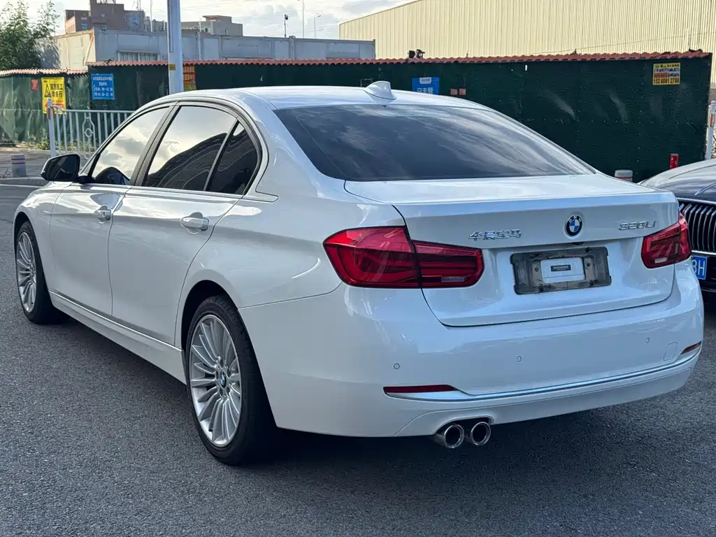 BMW 3 Series — миниатюра 7