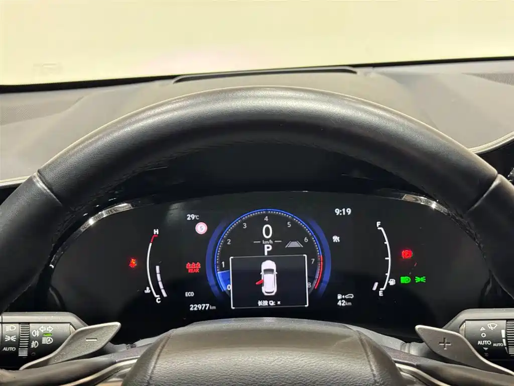 Lexus NX — миниатюра 9