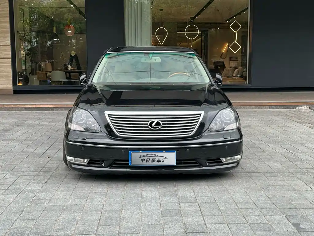 Lexus LS 2005 430