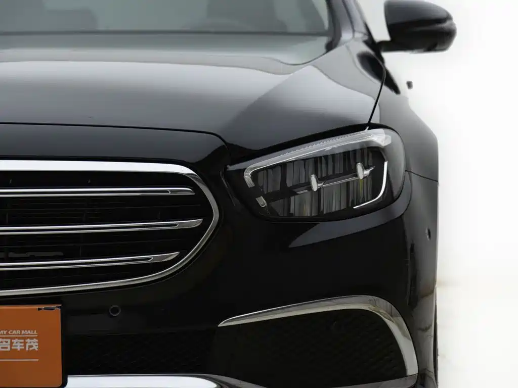 Mercedes-Benz E-Class — миниатюра 18