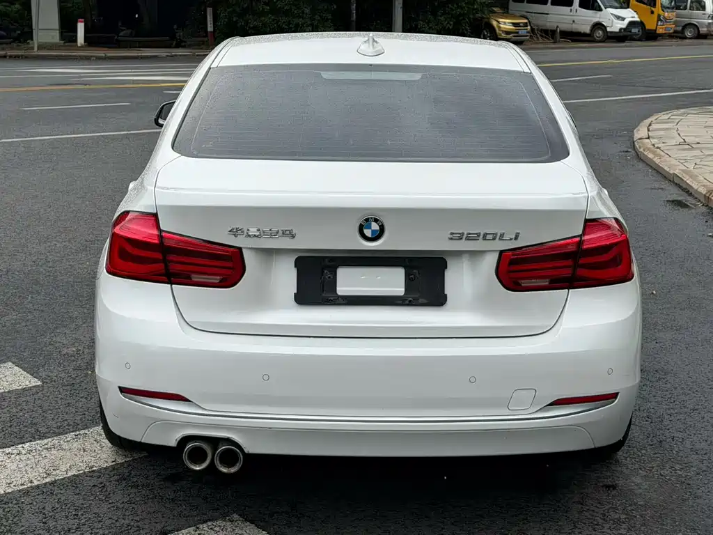 BMW 3 Series — миниатюра 5