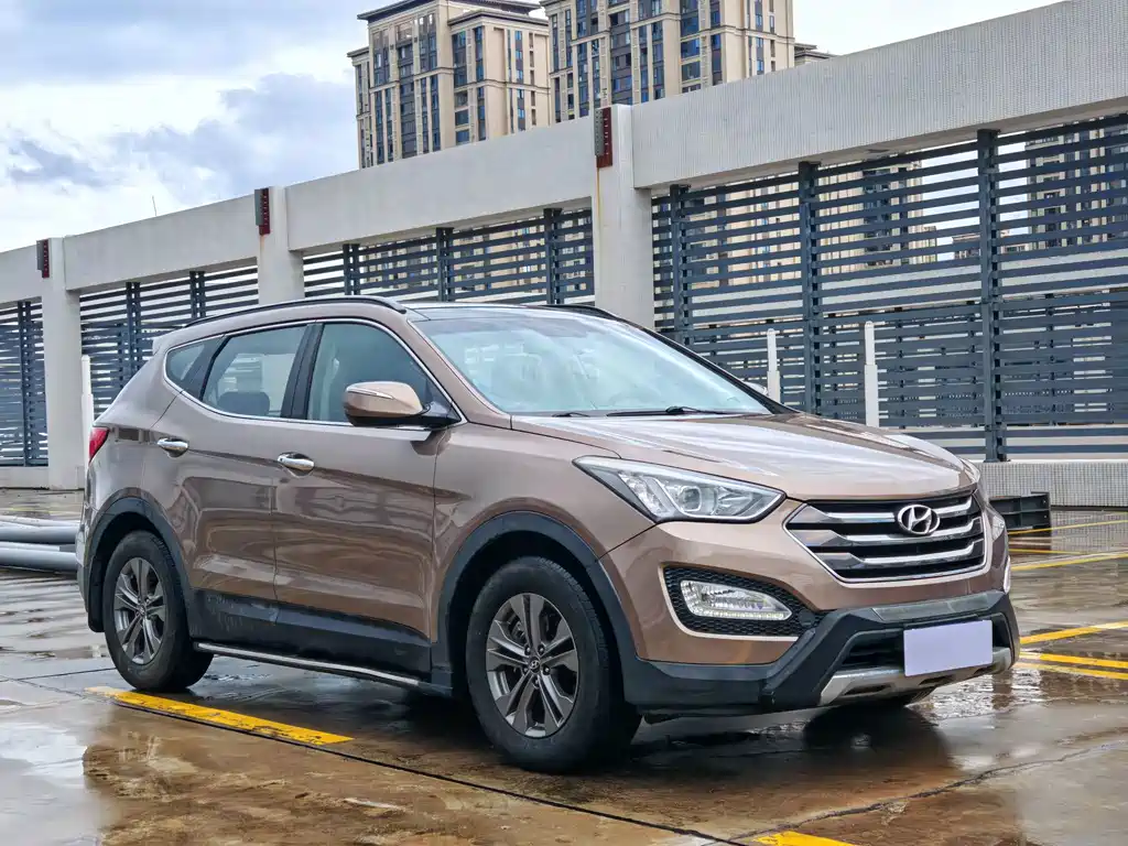 Hyundai Santa Fe — миниатюра 3