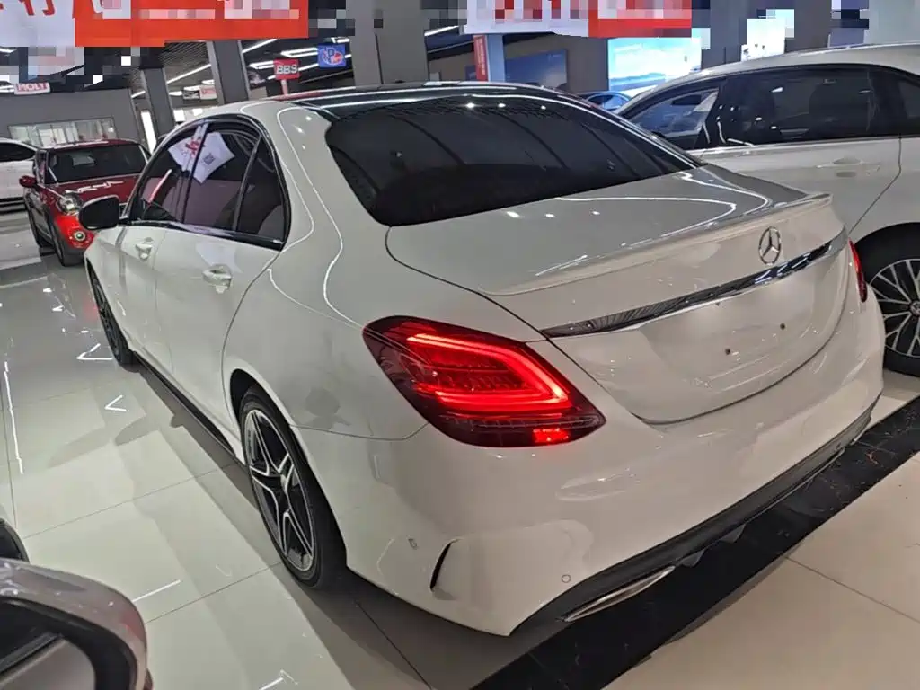 Mercedes-Benz C-Class — миниатюра 5