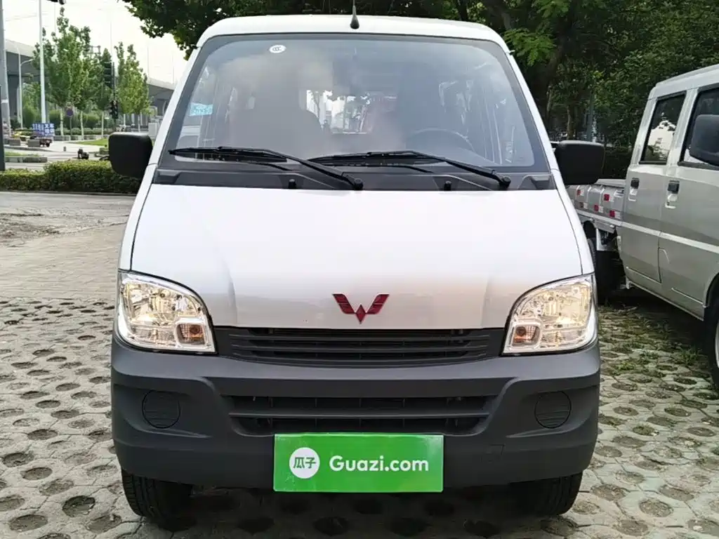 Wuling Sunshine 2023 1.5L 5/7 мест
