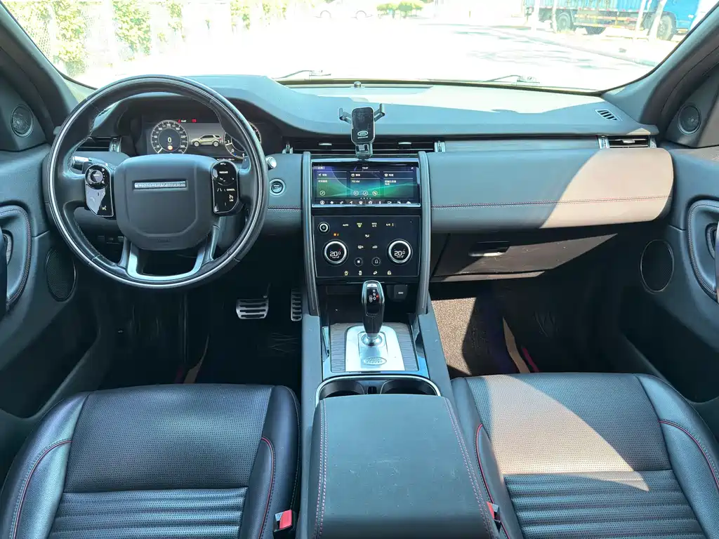 LAND ROVER DISCOVER SPORTS