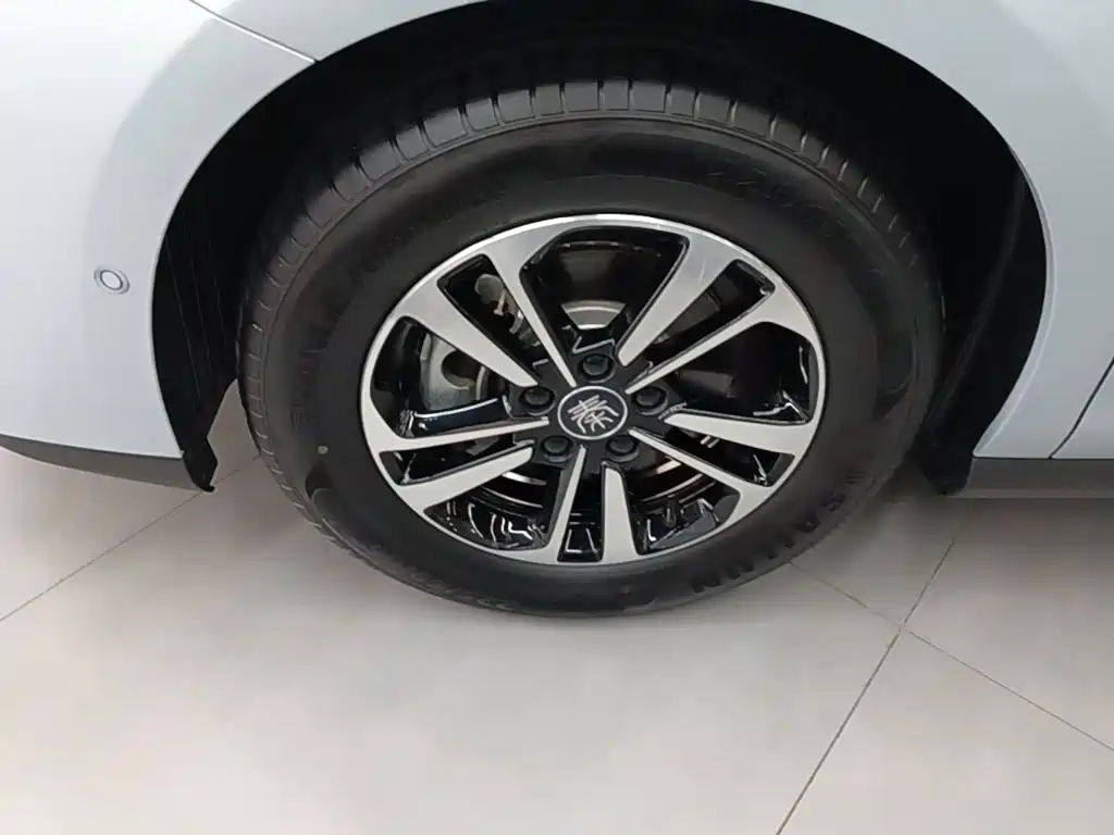 BYD Qin PLUS — миниатюра 23