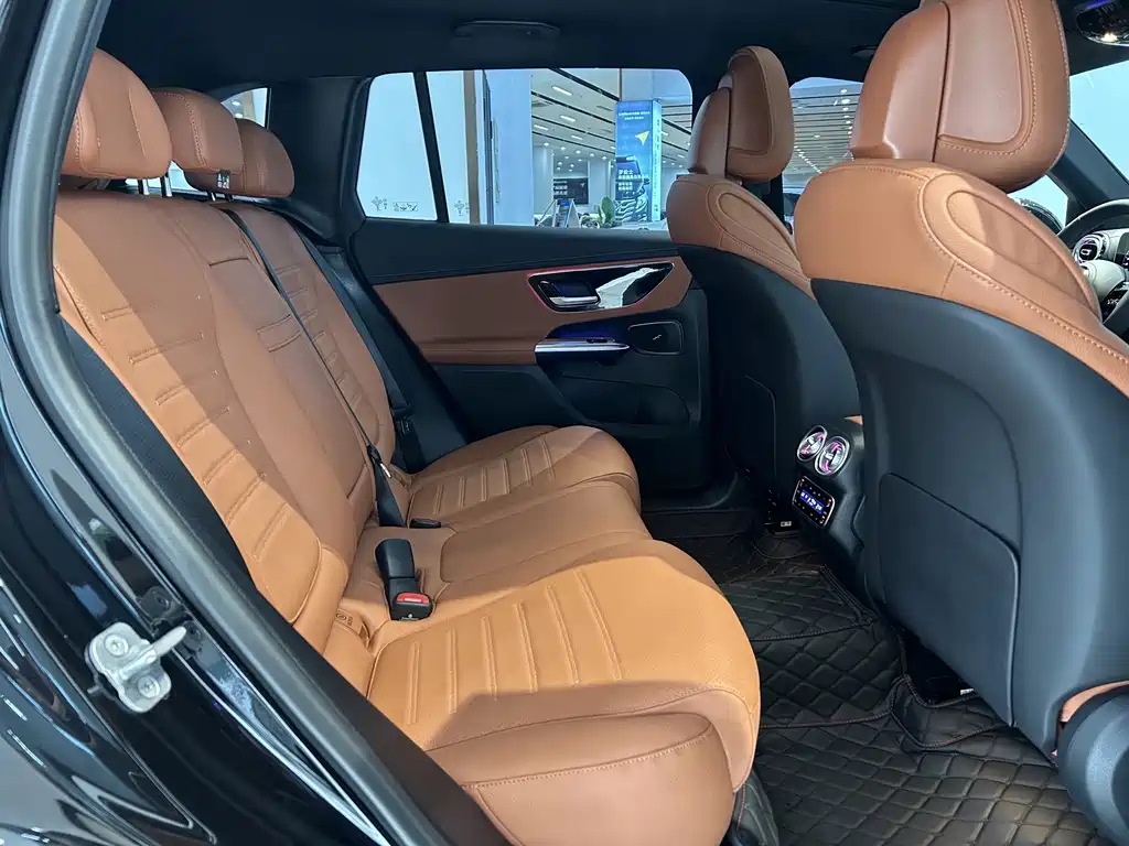 Mercedes-Benz GLC — миниатюра 14
