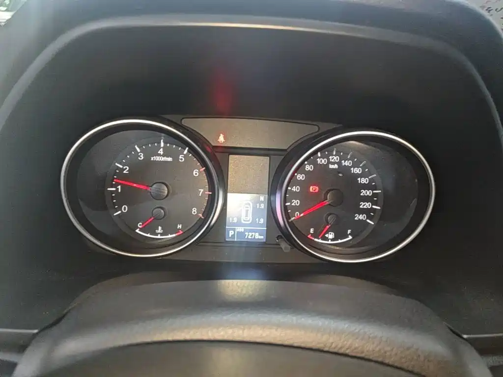 Haval M6 — миниатюра 12