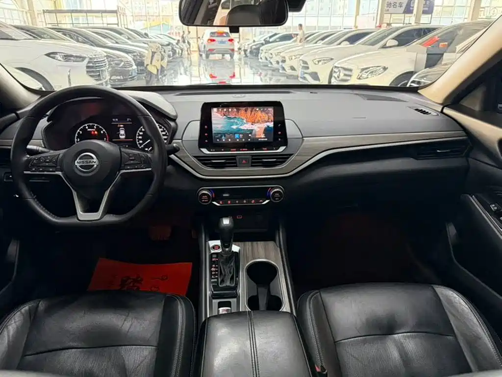 Nissan Teana — миниатюра 5