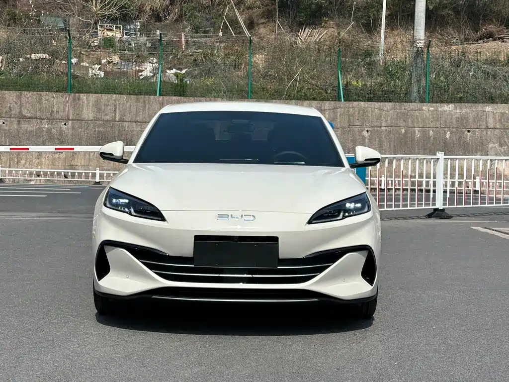 BYD SEAL 06 NEW ENERGY