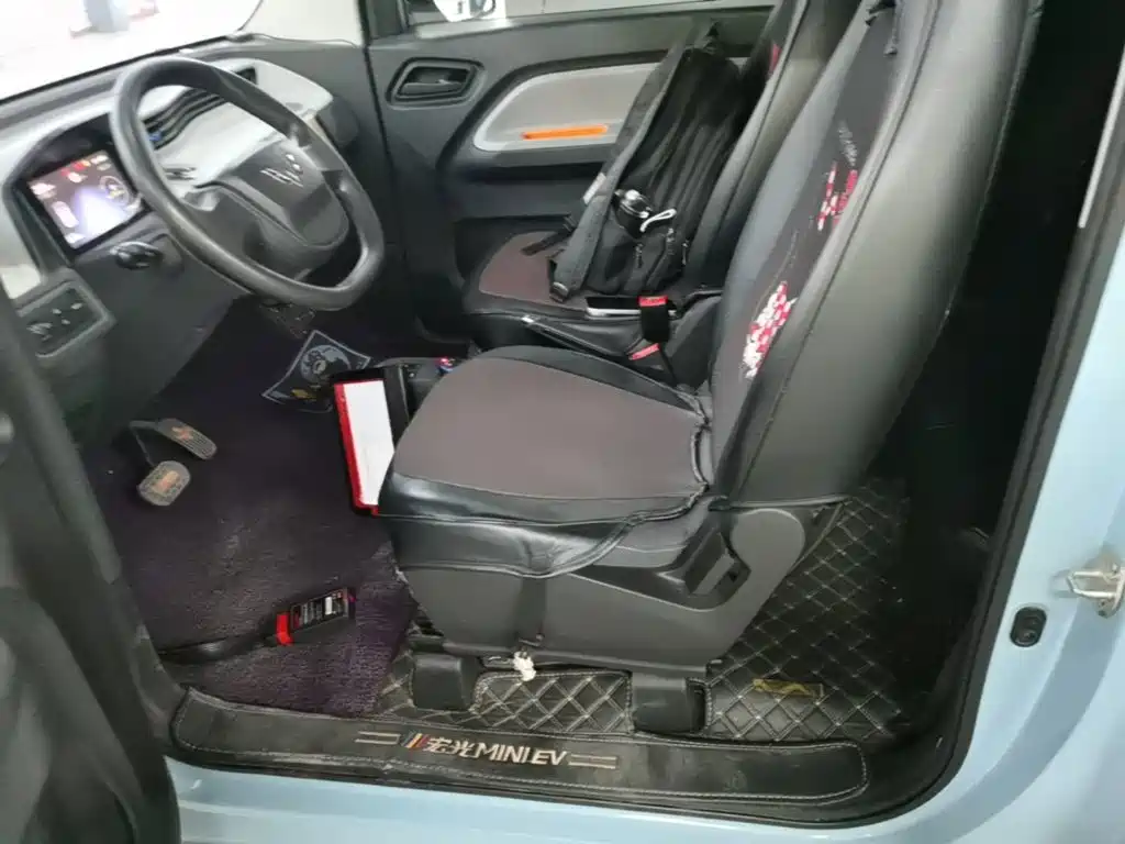 Wuling MINIEV — миниатюра 15