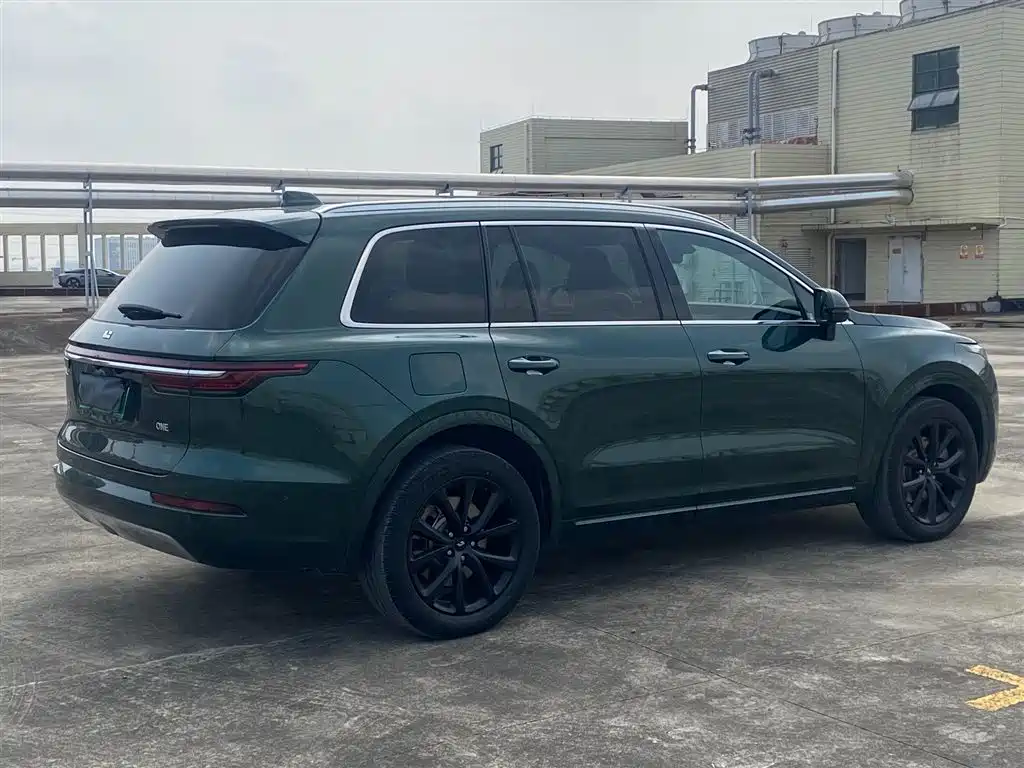 Li Auto ONE 2021 6 мест