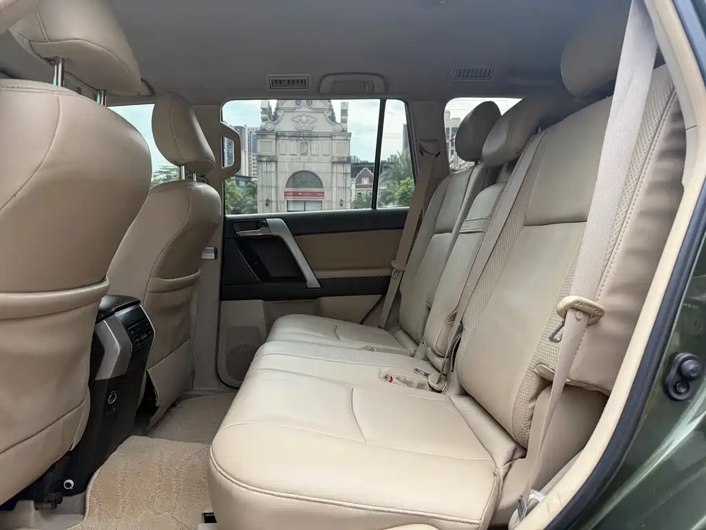 Toyota Prado — миниатюра 14