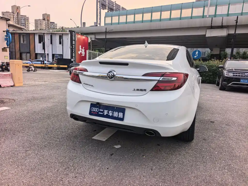 Buick Regal 2015 2.0L Elite Fashion