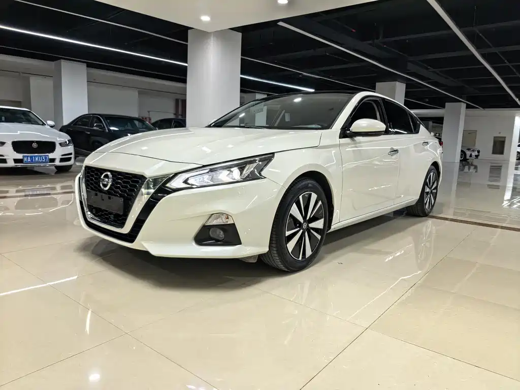 Nissan Teana — миниатюра 2