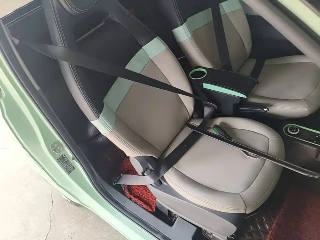 Wuling MINIEV — миниатюра 25