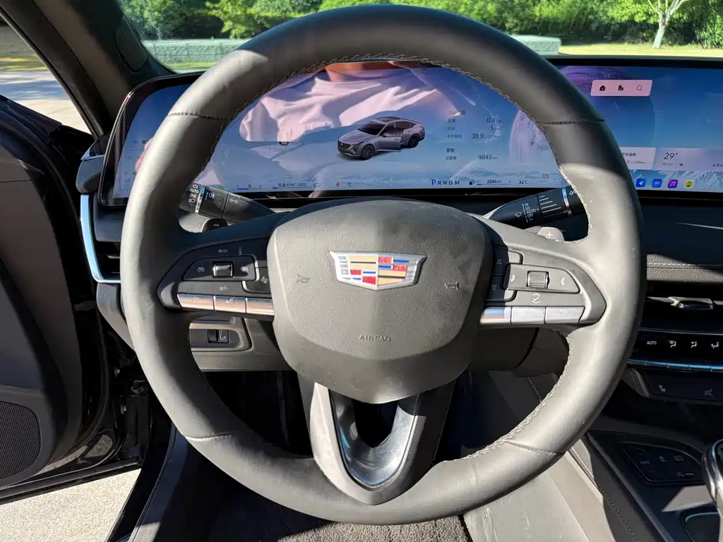 Cadillac CT5 — миниатюра 5