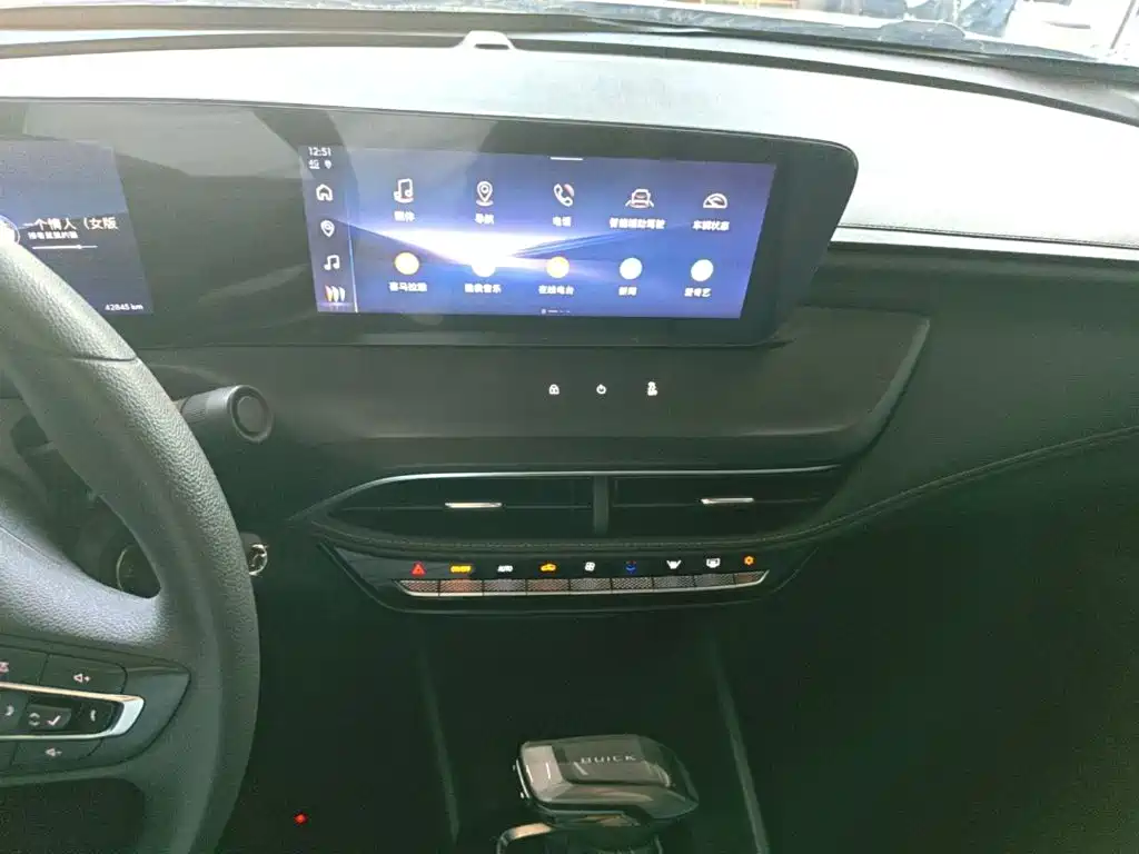 Buick Verano — миниатюра 13