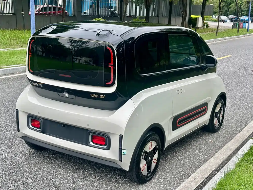 Baojun KiWi EV — миниатюра 6