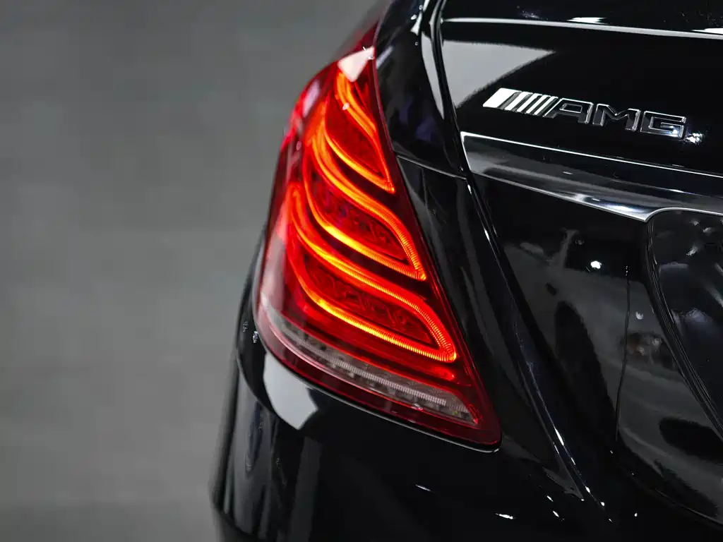 MERCEDES-BENZ S CLASS AMG